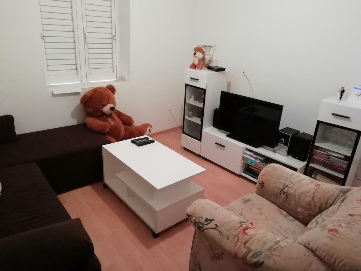 Apartman Radic Ston Bagian luar foto