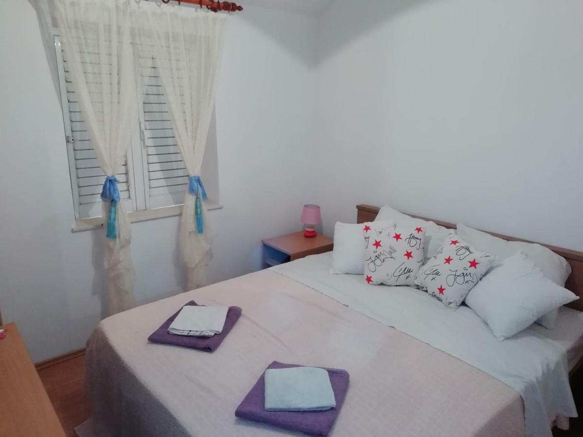 Apartman Radic Ston Bagian luar foto